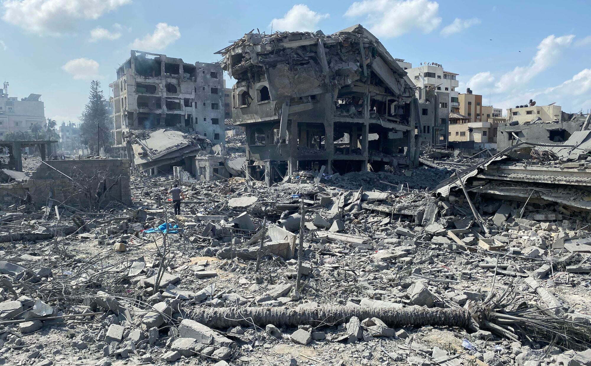 zbombardowane budynki w Strefie Gazy