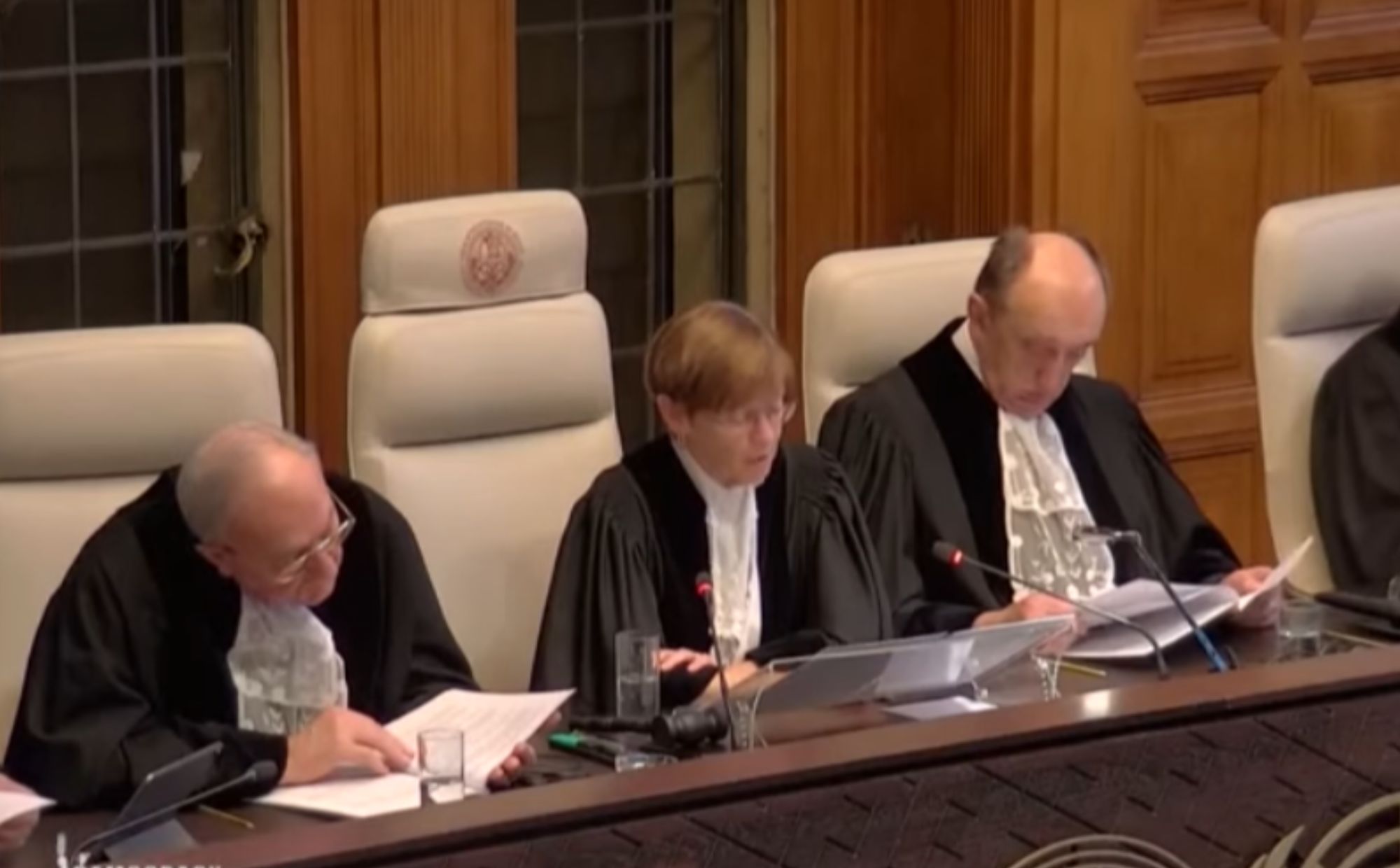 sędziowie międzynarodowego trybunału sprawiedliwości wyrok w sprawie Izraela